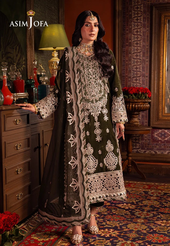 3 Piece Embroidered Lawn suit with bamber chiffon dupatta