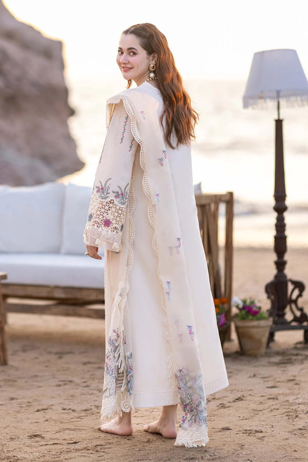 Luxury Embroidered Lawn 3Pc with Embroidered Slub Net Dupatta