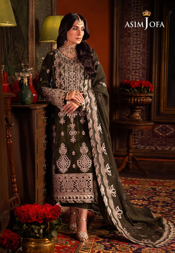 3 Piece Embroidered Lawn suit with bamber chiffon dupatta