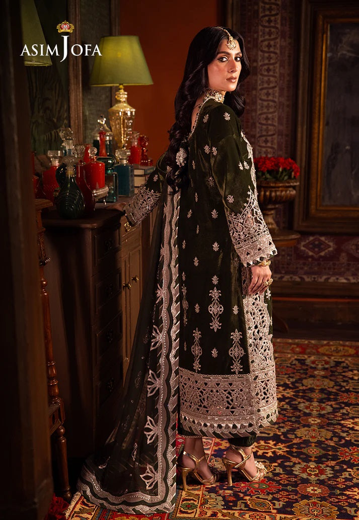 3 Piece Embroidered Lawn suit with bamber chiffon dupatta