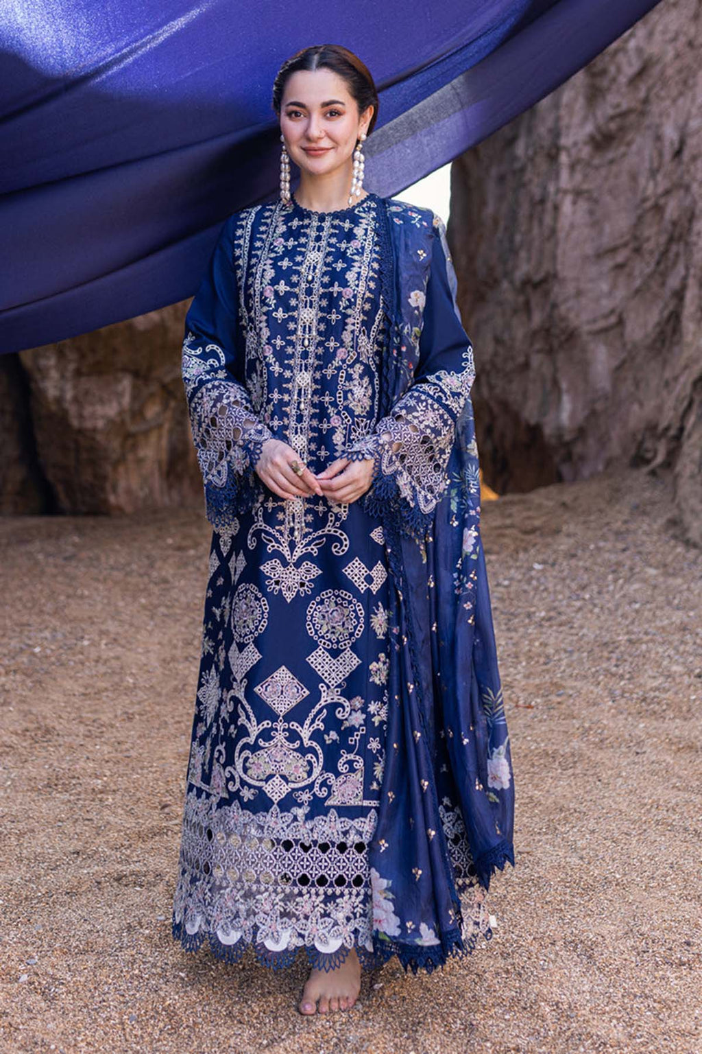 Luxury Embroidered Lawn 3Pc with Printed Voil Dupatta