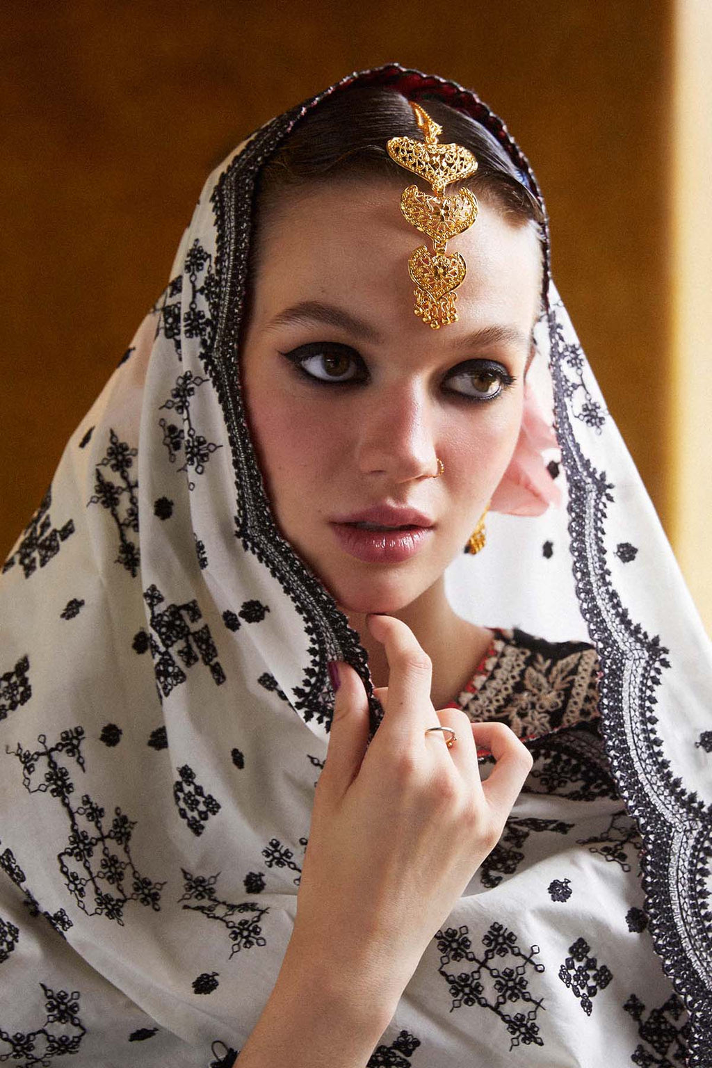 3Pc Embroidered lawn suit with Embroidered khaddi net Dupatta