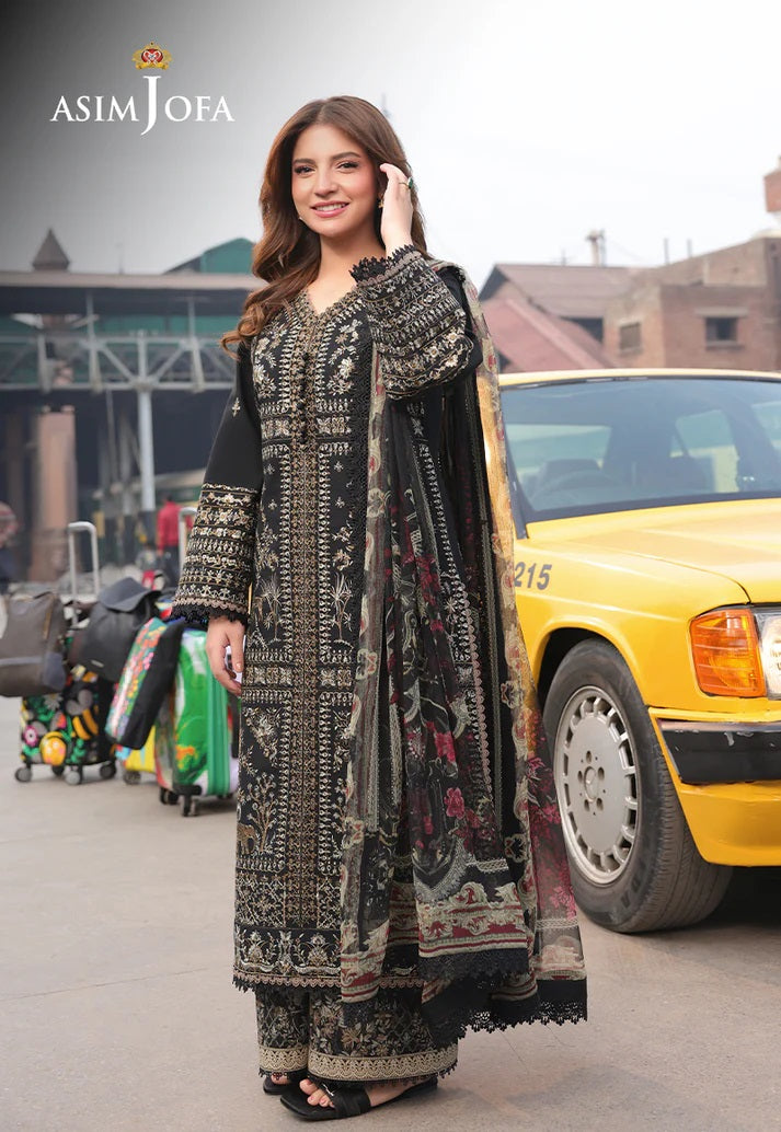 Embroidered lawn Suit with Printed Voil Dupatta