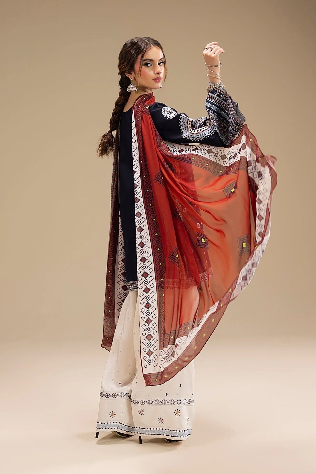 Embroidered Lawn Suit with Pinted Voil Dupatta