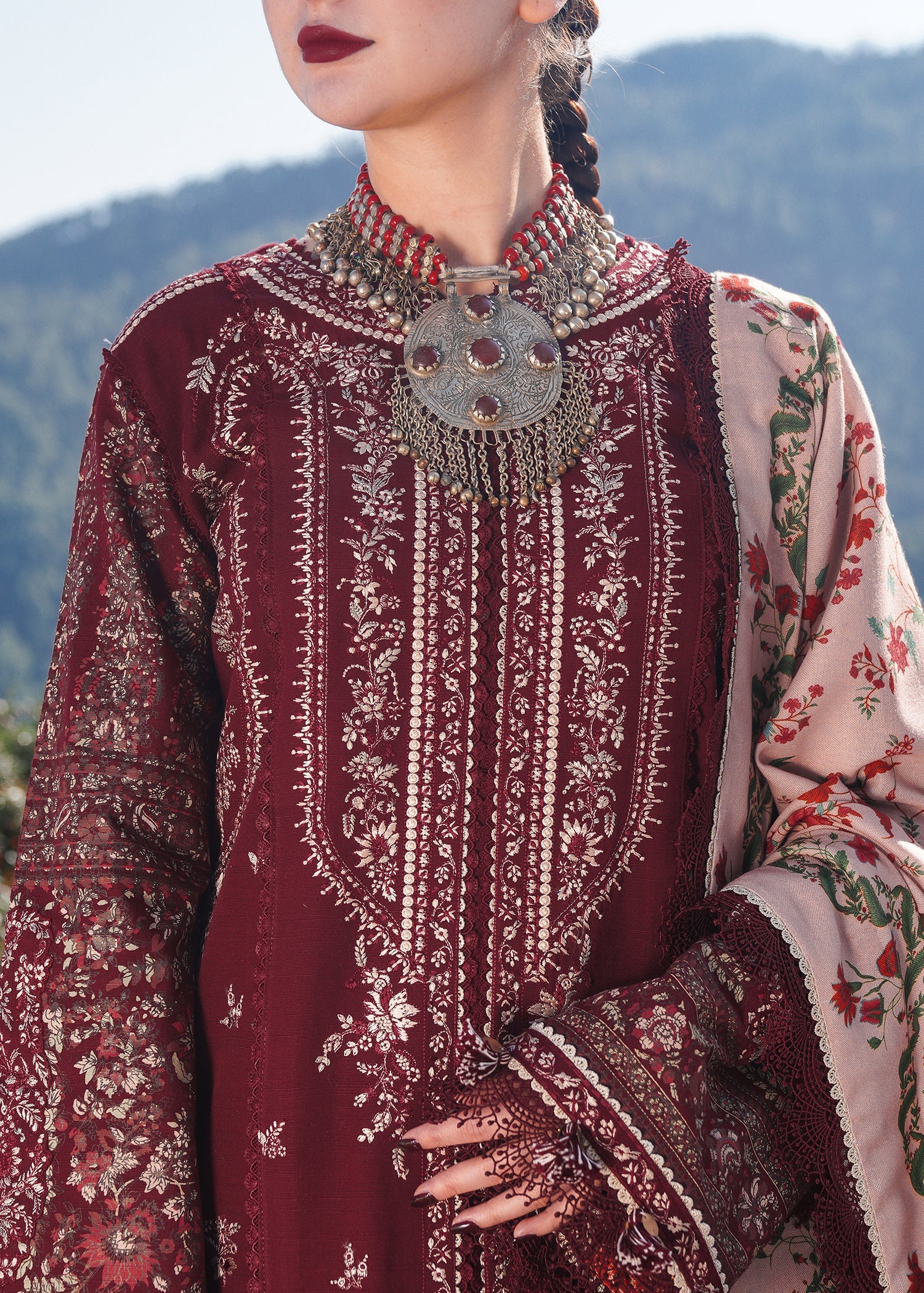 3Pc Embroidered Lawn suit with Printed Diamond Dupatta