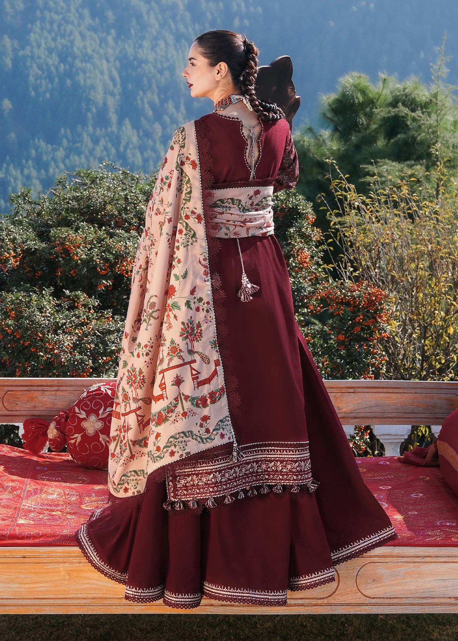 3Pc Embroidered Lawn suit with Printed Diamond Dupatta