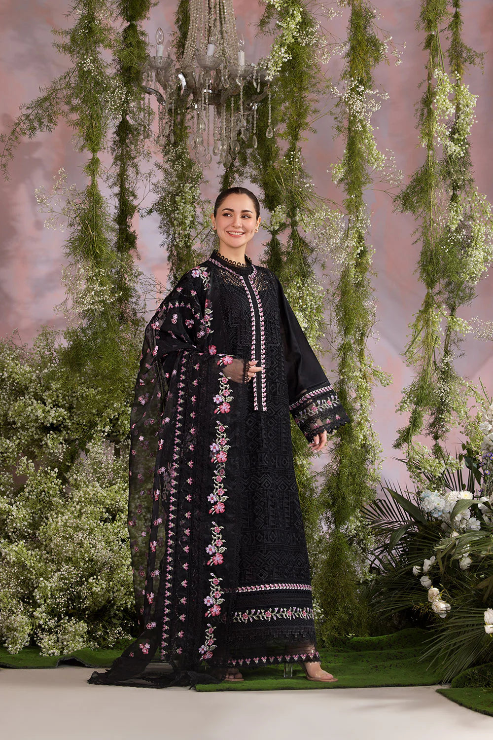 Lawn 3Pc with organza Embroidered Dupatta