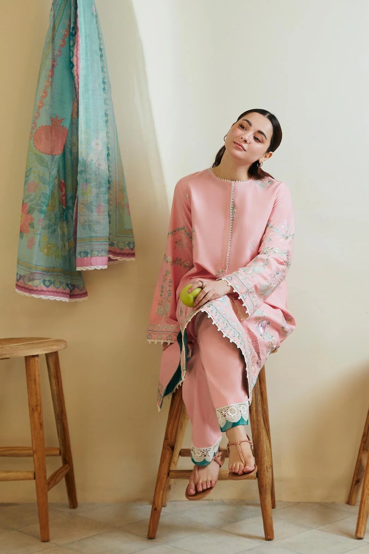 Embroidered Lawn 3Pc with Voil Printed Dupatta