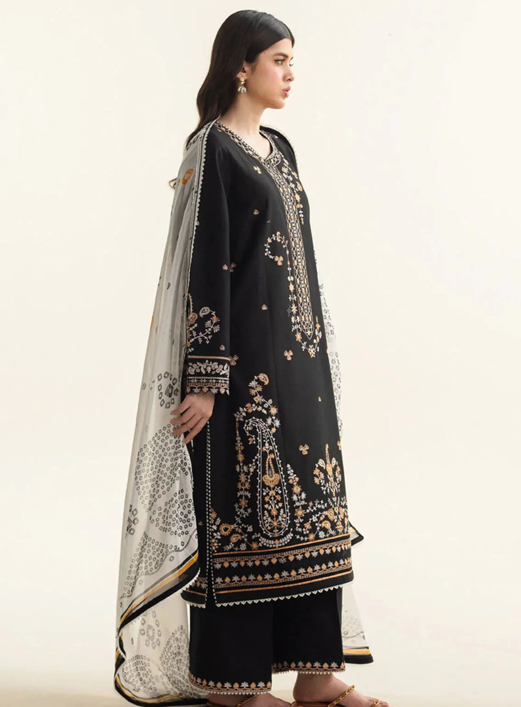 Embroidered Lawn 3 Piece with Printed Diamond Dupatta